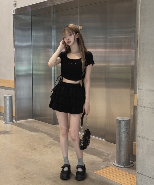 Lae(レイ)の「レースアップティアードスカート(スカート・レディース・グレー/ブラック・SMALL/MEDIUM)」の8枚目の写真