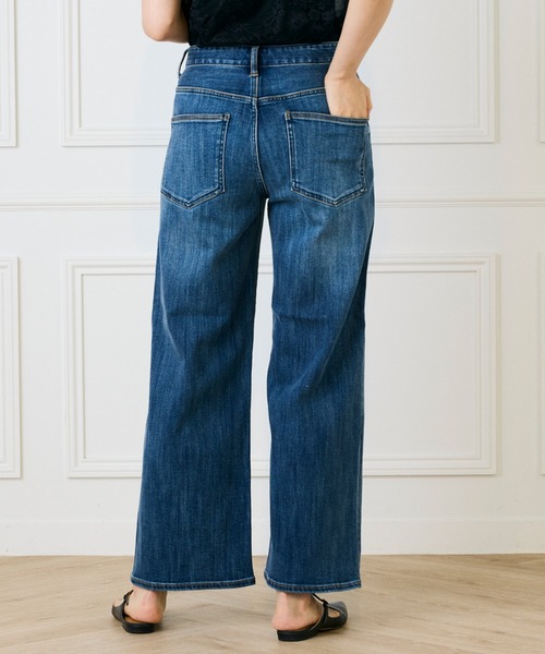 INED（イネド）の「デニムワイドパンツ（デニムパンツ・レディース・インディゴブルー/サックスブルー・7号/9号/11号）」の8枚目の写真