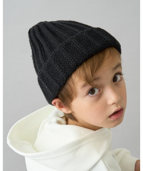 b・ROOM（ビールーム）の「【デイリースタンダードウェアシリーズ】ベーシックニットビーニー（ニットキャップ/ビーニー・キッズ・チャコール/レッド/アイボリー/ブラック/ブルー・52-54cm）」の3枚目の写真