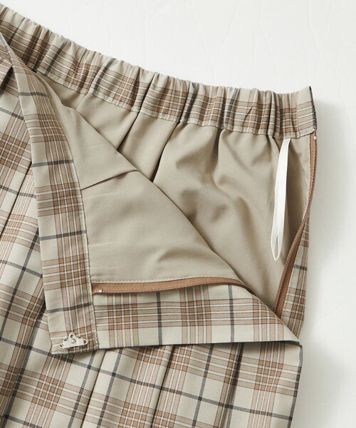 MACKINTOSH PHILOSOPHY（ﾏｯｷﾝﾄｯｼｭ ﾌｨﾛｿﾌｨｰ）の「GREY LABEL チェックプリーツスカート（スカート・レディース・ネイビー/ベージュ系その他4・2/1）」の8枚目の写真