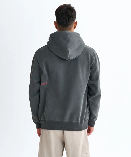 Quiksilver（クイックシルバー）の「PG DOUBLE UP SWEAT P/クイックシルバー裏起毛ロゴプルオーバーパーカー・フーディー（パーカー・メンズ・ブラック/グレー・X-LARGE/MEDIUM/LARGE）」の9枚目の写真
