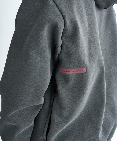Quiksilver（クイックシルバー）の「PG DOUBLE UP SWEAT P/クイックシルバー裏起毛ロゴプルオーバーパーカー・フーディー（パーカー・メンズ・ブラック/グレー・X-LARGE/MEDIUM/LARGE）」の13枚目の写真