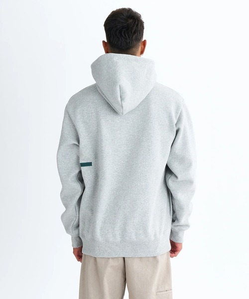 Quiksilver（クイックシルバー）の「PG DOUBLE UP SWEAT P/クイックシルバー裏起毛ロゴプルオーバーパーカー・フーディー（パーカー・メンズ・ブラック/グレー・X-LARGE/MEDIUM/LARGE）」の8枚目の写真