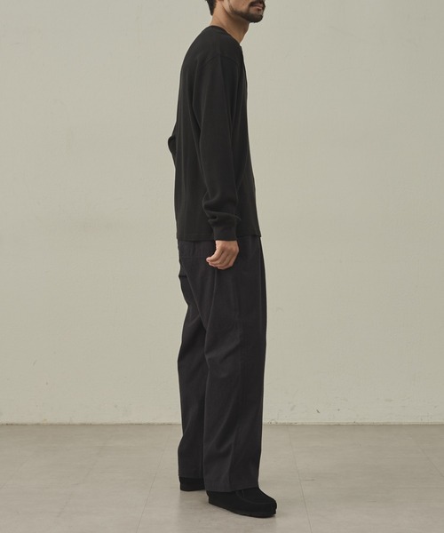 paradigm（パラダイム）の「【paradigm】ガス焼きワッフルヘンリーネックTL/S（Tシャツ/カットソー・メンズ・ブラック/ダークグレー/ホワイト・MEDIUM/LARGE/X-LARGE）」の12枚目の写真