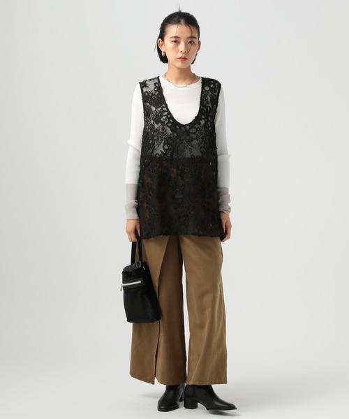 BAYFLOW（ベイフロー）の「[前後2WAY仕様]フラワーレースノースリーブプルオーバー（Tシャツ/カットソー・レディース・ブラック/オフホワイト・FREE）」の14枚目の写真