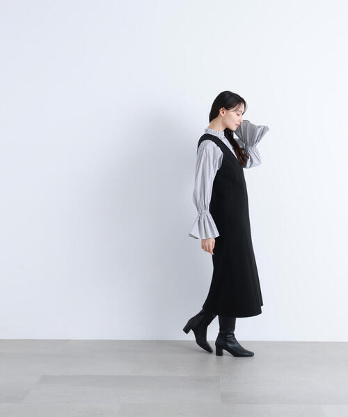 NATURAL BEAUTY BASIC（ナチュラルビューティーベーシック）の「◇圧縮ジャージーシリーズ ジャンパースカート（ジャンパースカート・レディース・ブラック/ベージュ/オフホワイト/ブルー・SMALL/MEDIUM）」の9枚目の写真