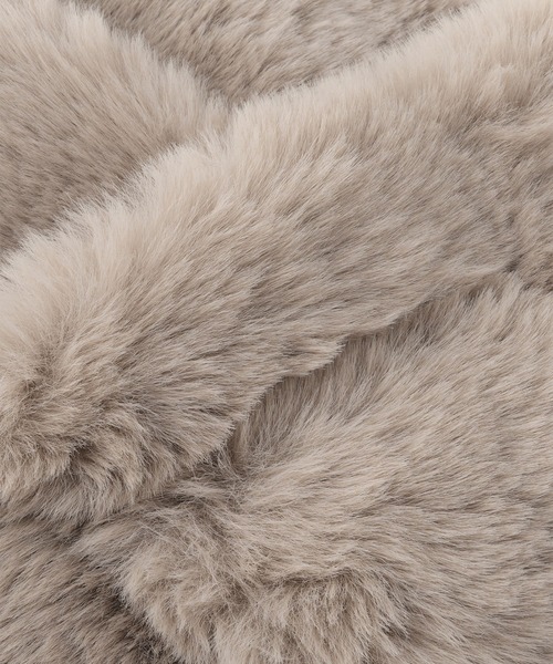 VIS（ビス）の「フェイクファーティペット（マフラー・レディース・キナリ/ライトグレー/ベージュ系その他2・FREE）」の16枚目の写真