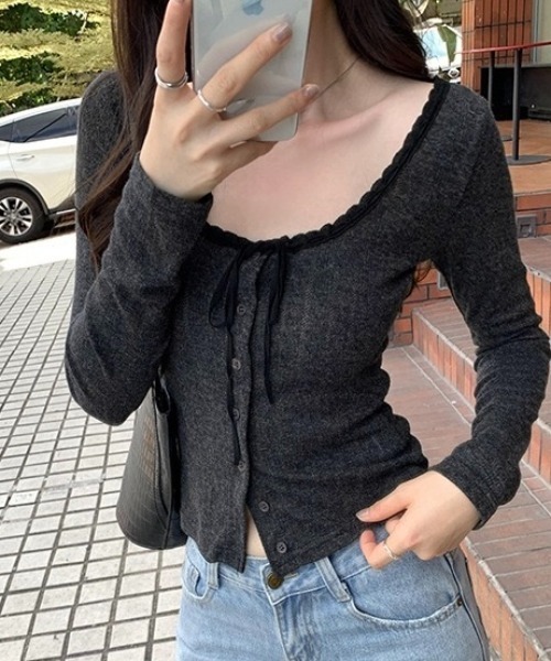DIAVEL(ディアベル)の「ラウンドネック胸リボンガーリートップス(Tシャツ/カットソー・レディース・チャコールグレー/ホワイト・M)」の5枚目の写真