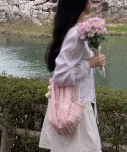 Vini（ヴィニ）の「フリルコンパクトナップザック（バックパック/リュック・レディース・ピンク/アイボリー/ホワイト・FREE）」の11枚目の写真