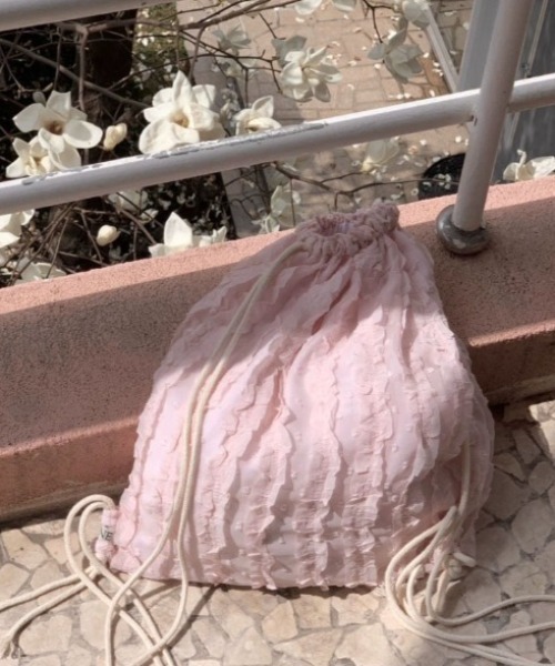 Vini（ヴィニ）の「フリルコンパクトナップザック（バックパック/リュック・レディース・ピンク/アイボリー/ホワイト・FREE）」の5枚目の写真