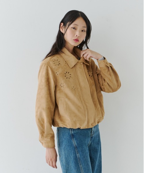 NUJOH(ヌゾ)の「Flower Cutout Suede Jacket / フラワーカットアウト スエードジャケット(ブルゾン・レディース・キャメル/ブラウン・FREE)」の14枚目の写真