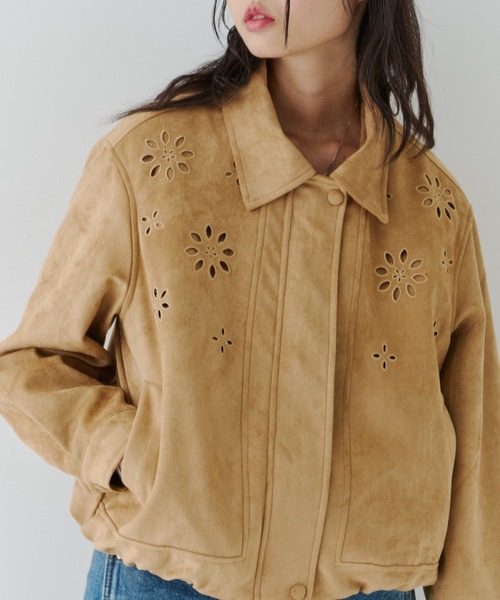 NUJOH(ヌゾ)の「Flower Cutout Suede Jacket / フラワーカットアウト スエードジャケット(ブルゾン・レディース・キャメル/ブラウン・FREE)」の16枚目の写真