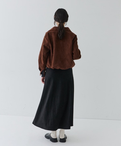 NUJOH(ヌゾ)の「Flower Cutout Suede Jacket / フラワーカットアウト スエードジャケット(ブルゾン・レディース・キャメル/ブラウン・FREE)」の7枚目の写真