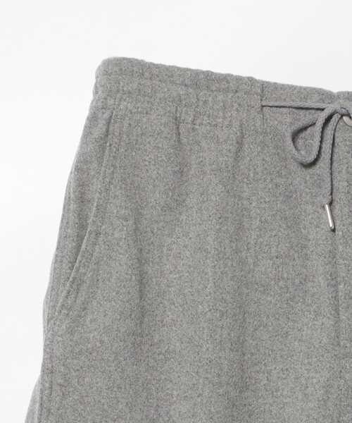 BEAMS HEART(ビームスハート)の「メルトン スポーティ イージーパンツ(その他パンツ・メンズ・グレー/チャコールグレー・MEDIUM/LARGE/SMALL)」の4枚目の写真