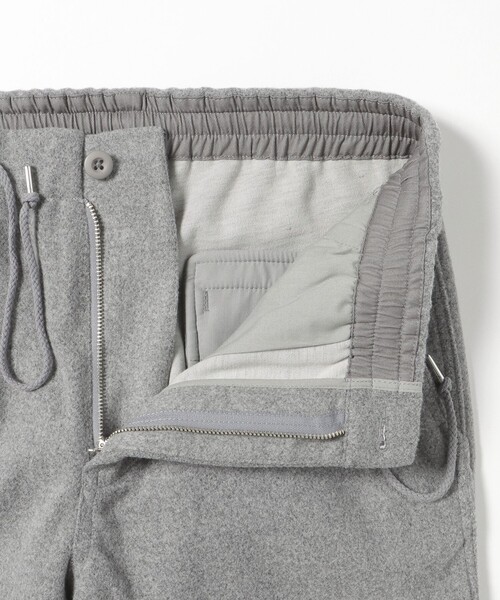 BEAMS HEART(ビームスハート)の「メルトン スポーティ イージーパンツ(その他パンツ・メンズ・グレー/チャコールグレー・MEDIUM/LARGE/SMALL)」の5枚目の写真