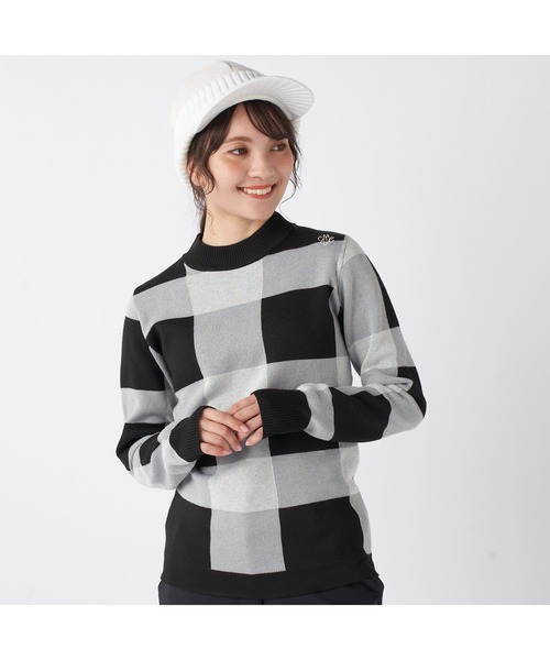 marie claire（マリ・クレール）の「marie claire GOLF マリクレールゴルフ ゴルフウェア チェック柄 長袖 モックネック セーター（ニット/セーター・レディース・ベージュ/ブラック/グレー・M/L/LL）」の2枚目の写真