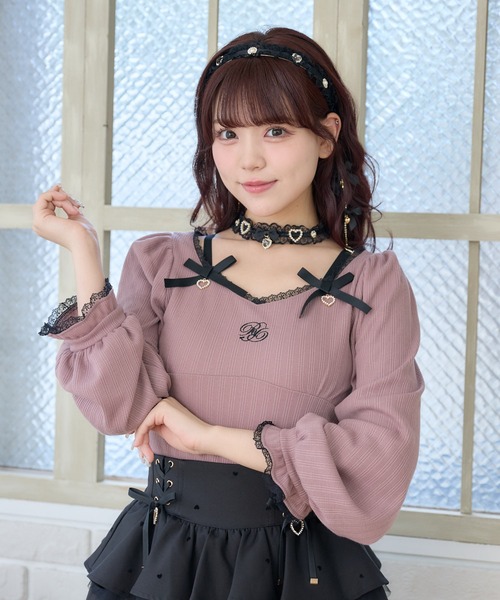 ROJITA（ロジータ）の「デコルテリボンロゴトップス（Tシャツ/カットソー・レディース・ホワイト/ブラック/ピンク・FREE）」の2枚目の写真