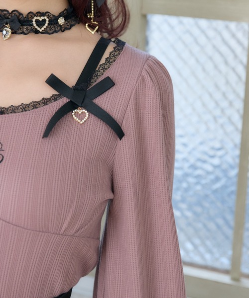 ROJITA（ロジータ）の「デコルテリボンロゴトップス（Tシャツ/カットソー・レディース・ホワイト/ブラック/ピンク・FREE）」の10枚目の写真