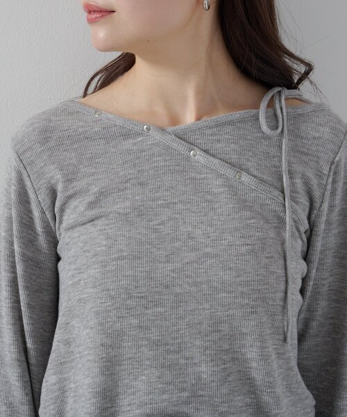 Kastane（カスタネ）の「【新色追加/4色展開】スタッズデザイントップス（Tシャツ/カットソー・レディース・アイボリー/ブラック/グレー/ミント・FREE）」の7枚目の写真