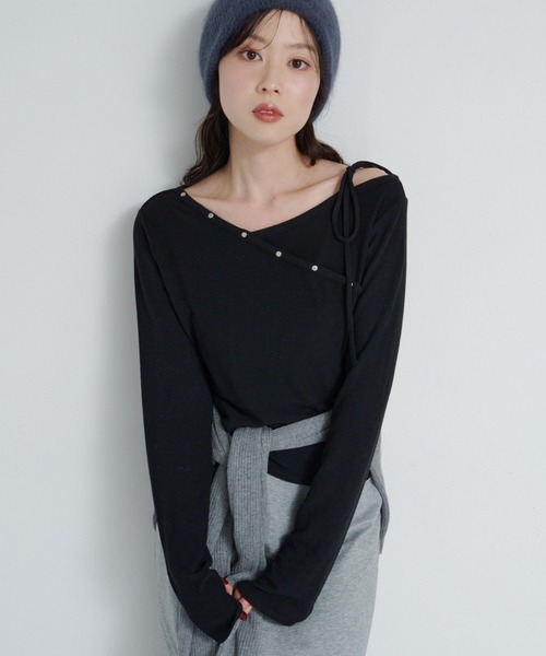 Kastane（カスタネ）の「【新色追加/4色展開】スタッズデザイントップス（Tシャツ/カットソー・レディース・アイボリー/ブラック/グレー/ミント・FREE）」の3枚目の写真