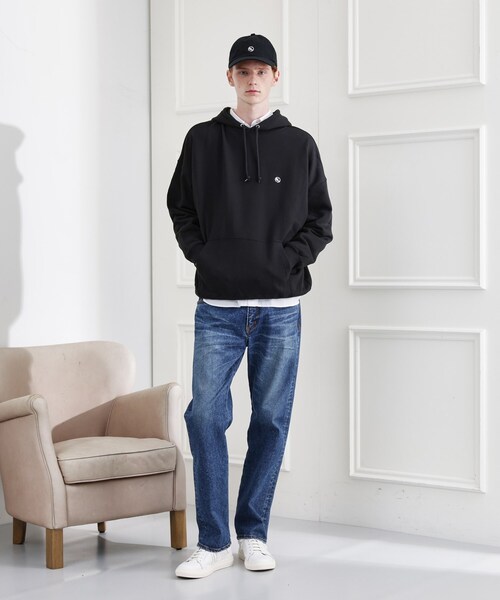 TAKEO KIKUCHI（タケオキクチ）の「◆【LIMITED】ワンポイント刺繍スウェットパーカー（パーカー・メンズ・ブラック/ブルー系その他/ホワイト/ライトグレー/モスグリーン・02/03/04）」の21枚目の写真