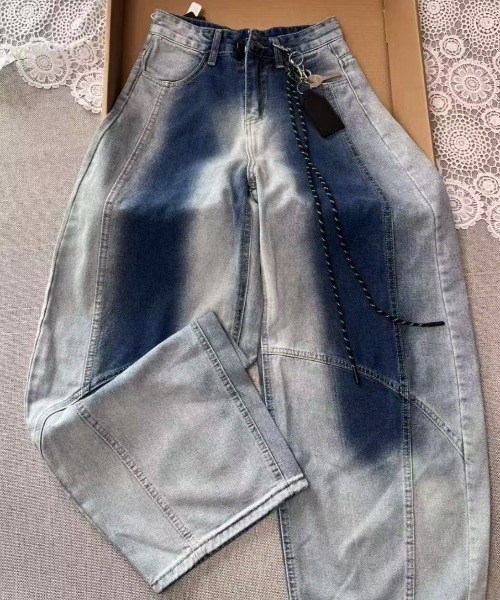 FreeZone（フリーゾーン）の「ツートーンバルーンワイドデニムパンツ（デニムパンツ・メンズ・ブルー・M/S/L）」の8枚目の写真