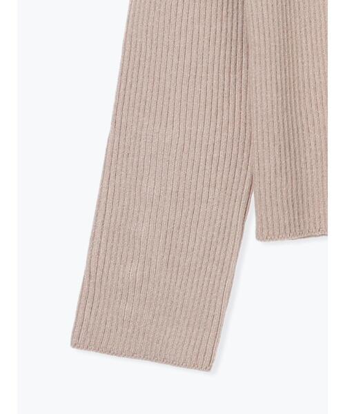 Te chichi TERRASSE（テチチテラス）の「袖口釦クルーネックリブニット（ニット/セーター・レディース・ベージュ/オフホワイト/ブラック・F）」の4枚目の写真