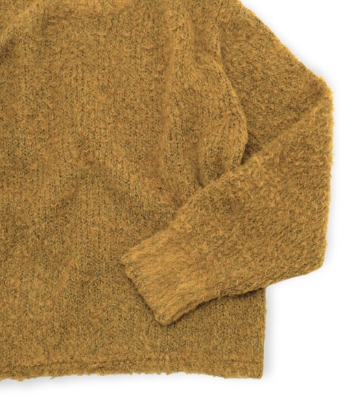 ANTHEM A(アンセムエー)の「【ANTHEM A】 MIXFUR MOLEKNIT CREWNECK(ニット/セーター・メンズ・ブラック/ゴールド・LARGE)」の5枚目の写真
