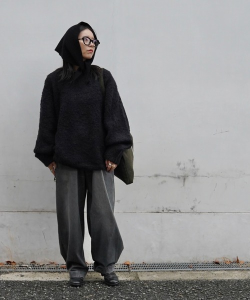 ANTHEM A(アンセムエー)の「【ANTHEM A】 MIXFUR MOLEKNIT CREWNECK(ニット/セーター・メンズ・ブラック/ゴールド・LARGE)」の12枚目の写真