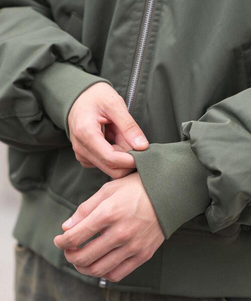 WEGO（ウィゴー）の「WEGO/【25年秋冬新作】2WAYフードパファーMA-1（MA-1・メンズ・ブラック/カーキ・MEDIUM/LARGE）」の7枚目の写真