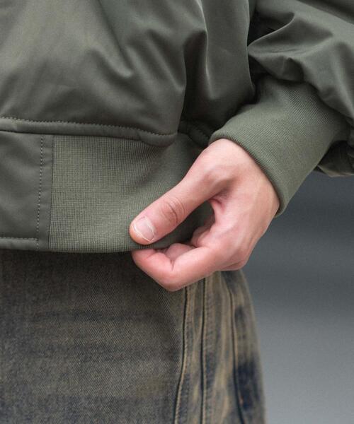 WEGO（ウィゴー）の「WEGO/【25年秋冬新作】2WAYフードパファーMA-1（MA-1・メンズ・ブラック/カーキ・MEDIUM/LARGE）」の8枚目の写真