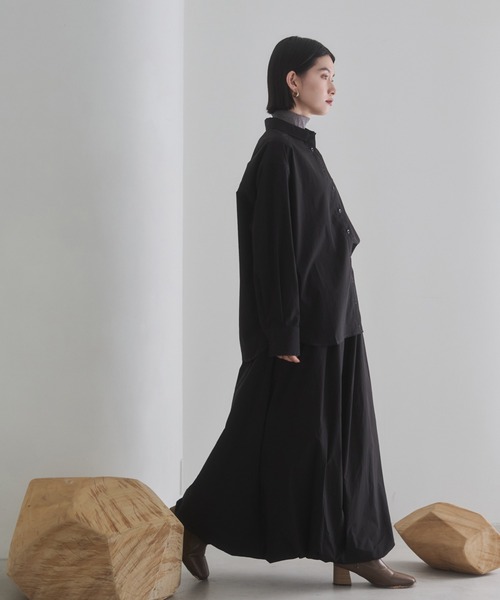 hunch（ハンチ）の「ポリエステルブロード 丈2WAYシャツ（シャツ/ブラウス・レディース・ブラック/カーキ/オフホワイト・FREE）」の18枚目の写真