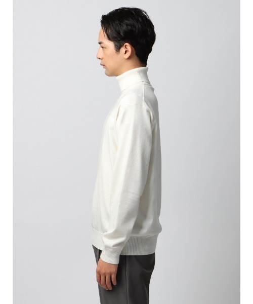 SUIT SQUARE(スーツスクエア)の「タートルネックニット ウォッシャブル ウールブレンド天竺 無地 オフィニット(Tシャツ/カットソー・メンズ・グレー/オフホワイト・LL/L/M/S)」の6枚目の写真