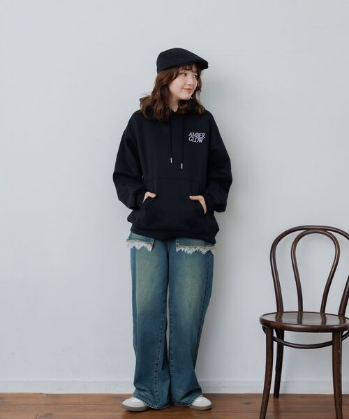 RETRO GIRL（レトロガール）の「BIGフーディトレーナー（パーカー・レディース・ブラック/オフホワイト/ライトグレー・FREE）」の4枚目の写真