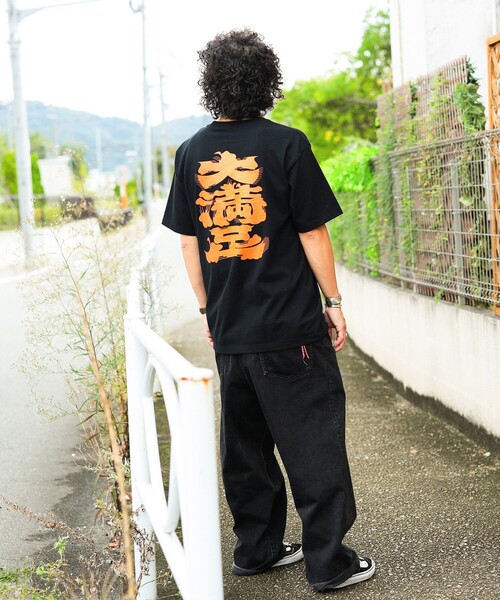 BEAMS JAPAN(ビームス ジャパン)の「大満足 髭文字Tシャツ(Tシャツ/カットソー・レディース・ブラック・LARGE/SMALL/MEDIUM/X-LARGE)」の15枚目の写真