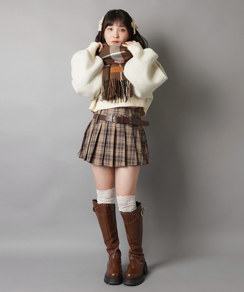 SPINNS（スピンズ）の「巻くだけでかわいさ2割増し♪ さらふわBIGタータンチェックマフラー（マフラー・レディース・サックスブルー/グリーン/ピンク/ブラウン・ONESIZE）」の11枚目の写真