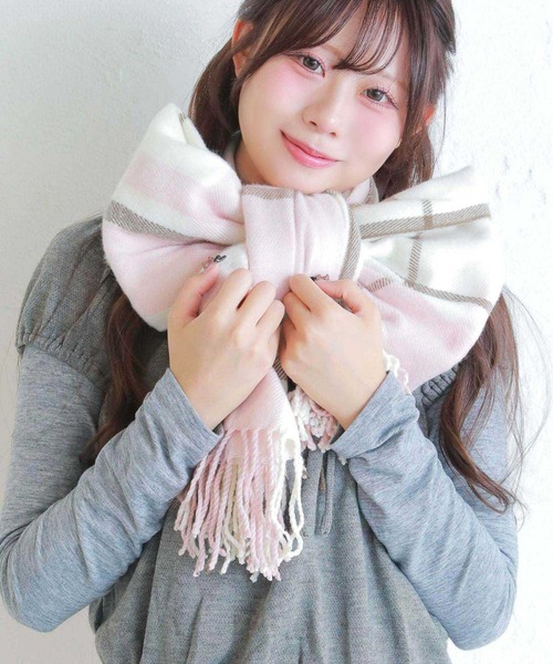 巻くだけでかわいさ2割増し♪ さらふわBIGタータンチェックマフラー
