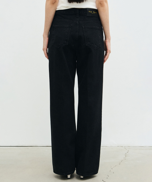 NICK&NICOLE(ニックアンドニコール)の「NICK NICOLE SEMI BOOTCUT PANTS_BLACK(その他パンツ・レディース・その他・SMALL/MEDIUM/LARGE)」の4枚目の写真