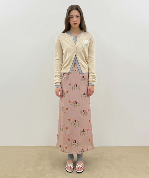 SINOON(シヌーン)の「Embroidered Rose Cardigan (Light Beige)(カーディガン/ボレロ・レディース・オートミール・FREE)」の3枚目の写真