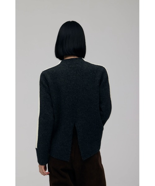 FELICITY（フェリシティ）の「Line Knit Tops（ニット/セーター・レディース・アイボリー/チャコール・2）」の3枚目の写真