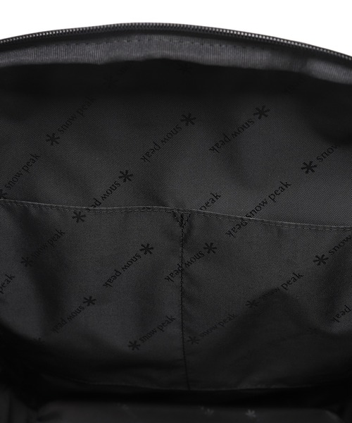 Snow Peak（スノーピーク）の「SnowPeak / Tech Backpack 20L  テックバックパック 海外限定（バックパック/リュック・メンズ・ダークカーキ/ブラック・ONE SIZE）」の21枚目の写真