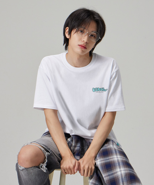 ASTRAL PROJECTION（アストラルプロジェクション）の「[ビ ニュー]コットンルーズフィット半袖Tシャツ_ホワイト（Tシャツ/カットソー・メンズ・その他・LARGE/MEDIUM/X-LARGE/XX-LARGE）」の4枚目の写真