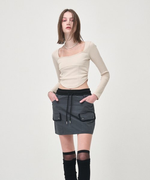 ETMON(エトモン)の「Cargo Banding Mini Skirt, Charcoal(スカート・レディース・その他・MEDIUM)」の1枚目の写真