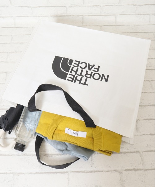 THE NORTH FACE（ザノースフェイス）の「【THE NORTH FACE/ザノースフェイス】ショッパーバッグM(SHOPPER　BAG　M）（エコバッグ/サブバッグ・レディース・ホワイト・ONESIZE）」の6枚目の写真