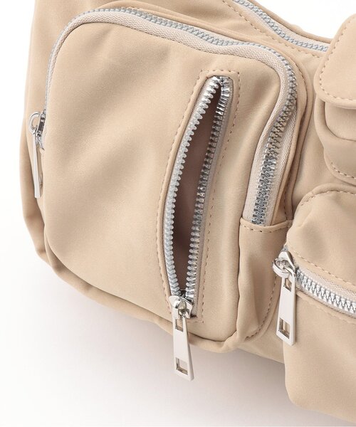 LOVETOXIC(ラブトキシック)の「ポケットムーンショルダー(ショルダーバッグ・キッズ・ブラック/ブルー/ベージュ・F)」の11枚目の写真