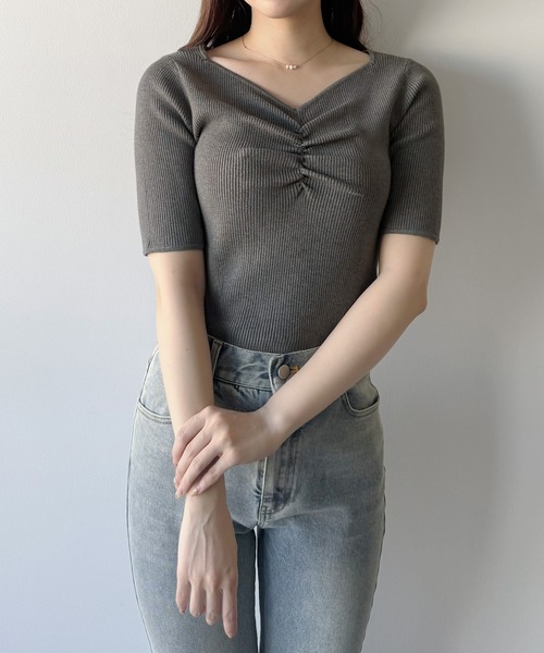 mipiarl(ミピアール)の「フロントギャザー半袖リブニット(ニット/セーター・レディース・チャコール/アイボリー/ブラック・LARGE/MEDIUM)」の12枚目の写真