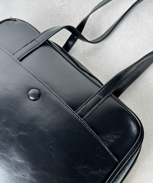 folka（フォルカ）の「11D62-NK レトロヴィンテージ スクエアハンドバッグ PUレザー（ハンドバッグ・レディース・ブラウン/ブラック・ONESIZE）」の9枚目の写真