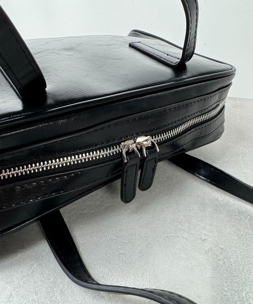 folka（フォルカ）の「11D62-NK レトロヴィンテージ スクエアハンドバッグ PUレザー（ハンドバッグ・レディース・ブラウン/ブラック・ONESIZE）」の8枚目の写真