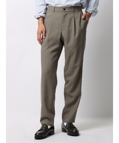 SUIT SQUARE（スーツスクエア）の「タックテーパードパンツ ストレッチ 吸水速乾 ウールライクトロピカル 裾上げ済み（スラックス・メンズ・ベージュ/ブラック・S/M/L/LL）」の2枚目の写真