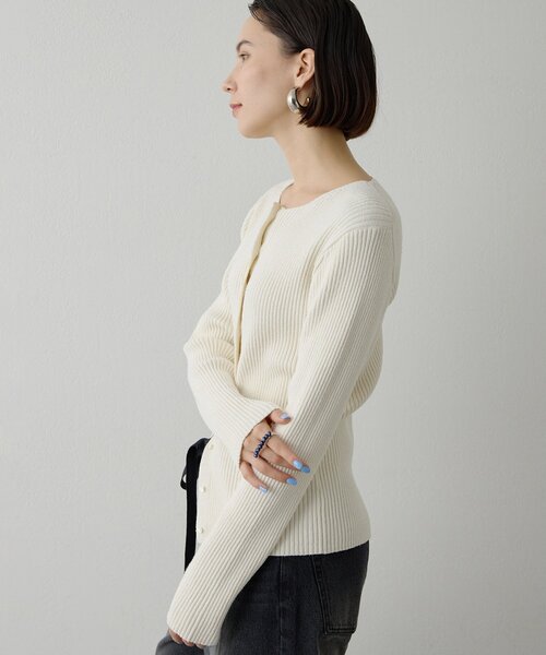 Whim Gazette（ウィムガゼット）の「RAW SILK リブカーディガン（カーディガン/ボレロ・レディース・ベージュ/アイボリー・FREE）」の3枚目の写真